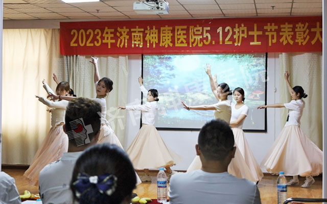 ������ҽԺ���С���5.12���ʻ�ʿ�ڱ��ô�������ջ��ݡ��