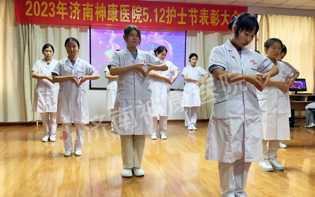 ������ҽԺ���С���5.12���ʻ�ʿ�ڱ��ô�������ջ��ݡ��