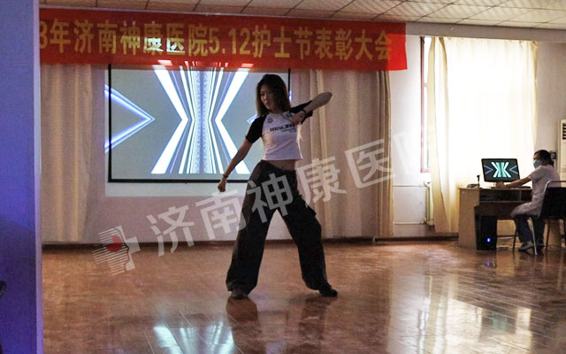 ������ҽԺ���С���5.12���ʻ�ʿ�ڱ��ô�������ջ��ݡ��